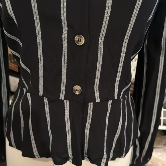 H&M top - Picture 3 of 4